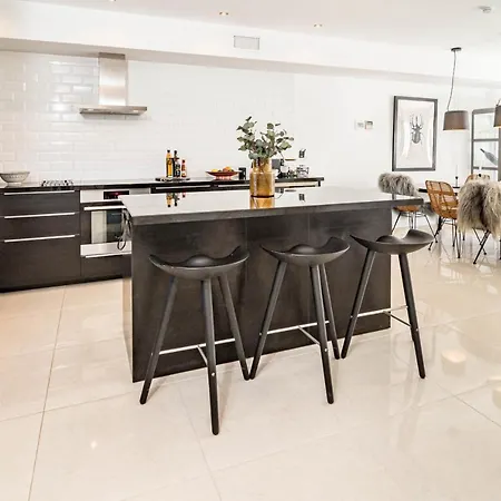 펜션 Lvb - Casa Linda Vista By Roomservices 마르베야